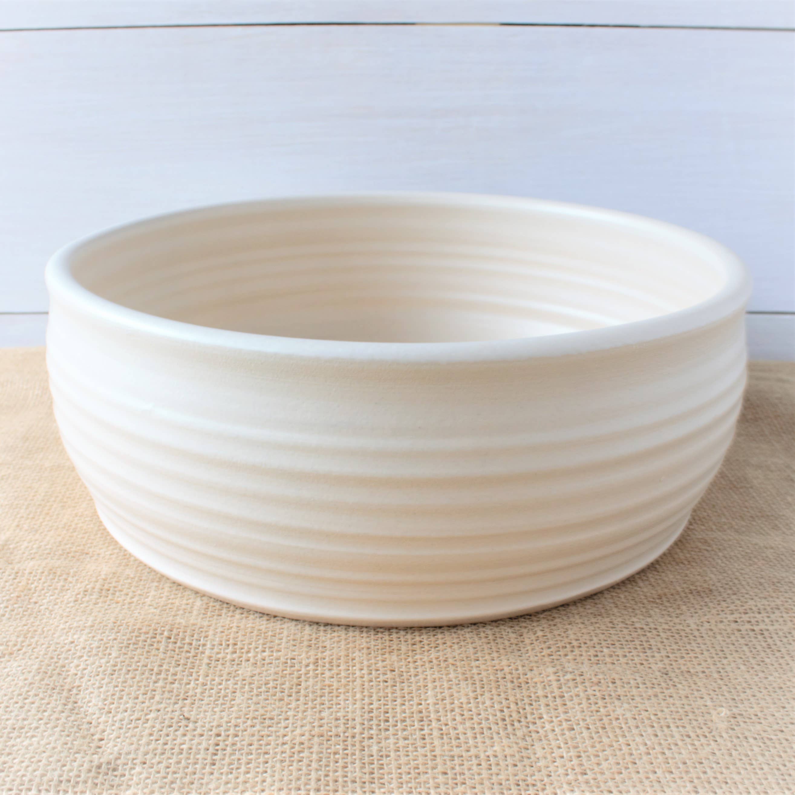 Farmhouse Ridges Serving Bowl